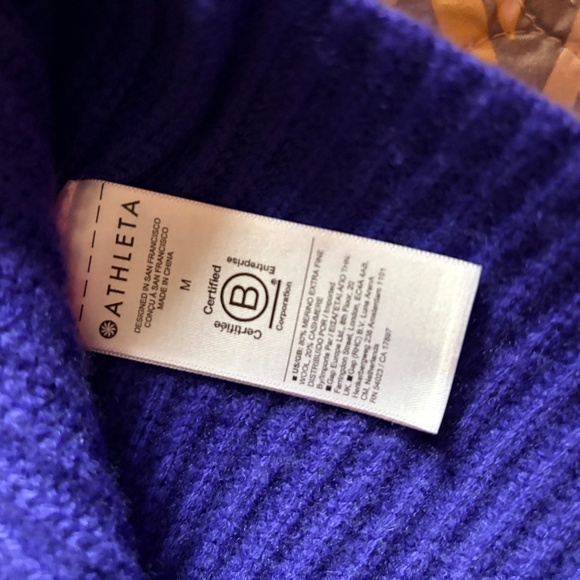 Athleta Wool, Cashmere Purple Azalea Chunky Mock Neck Cross over Sweater, Medium - Picture 8 of 11